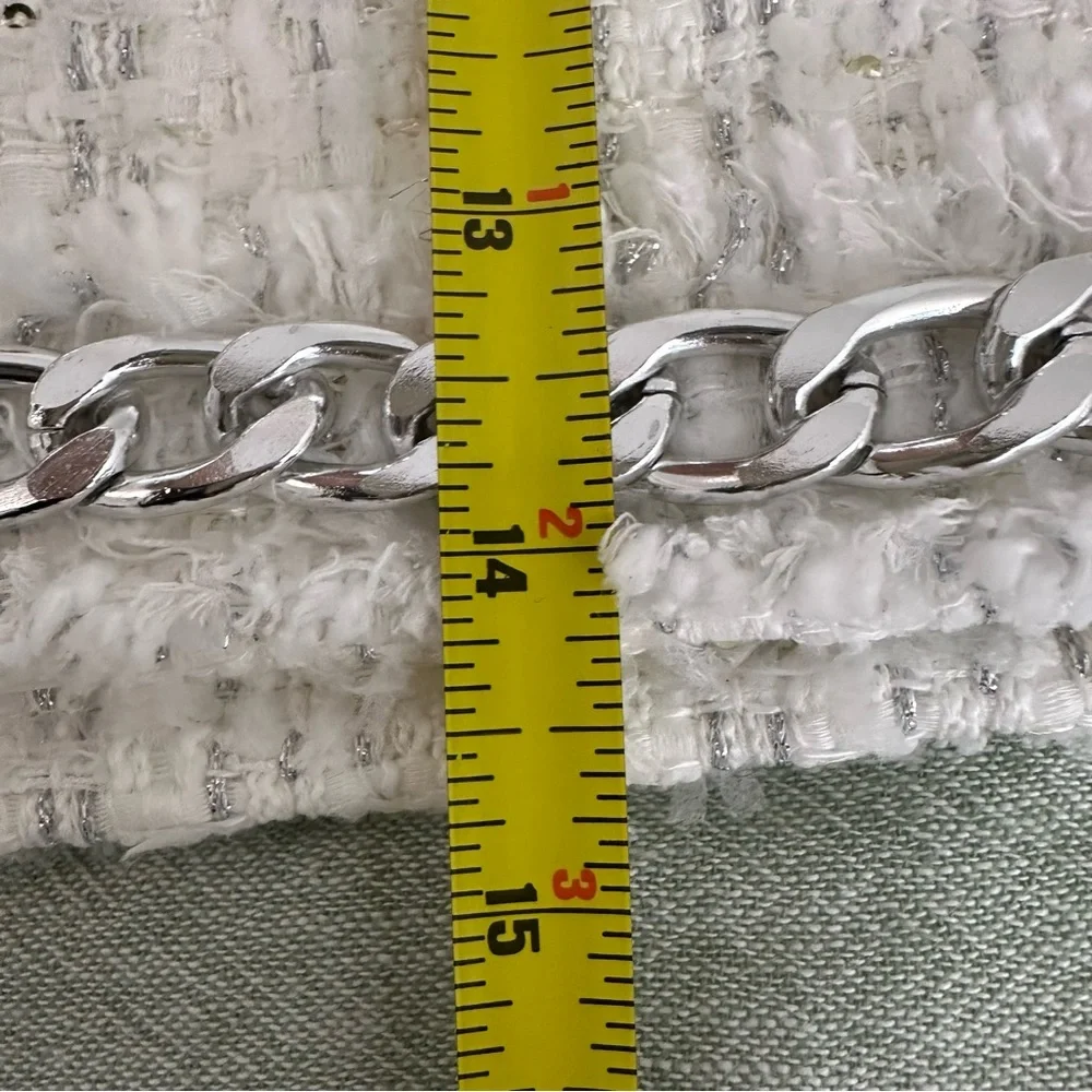 Alice & Olivia Women’s Elana Chain Trim Mini Skirt White Size 6 NEW - Picture 9 of 9
